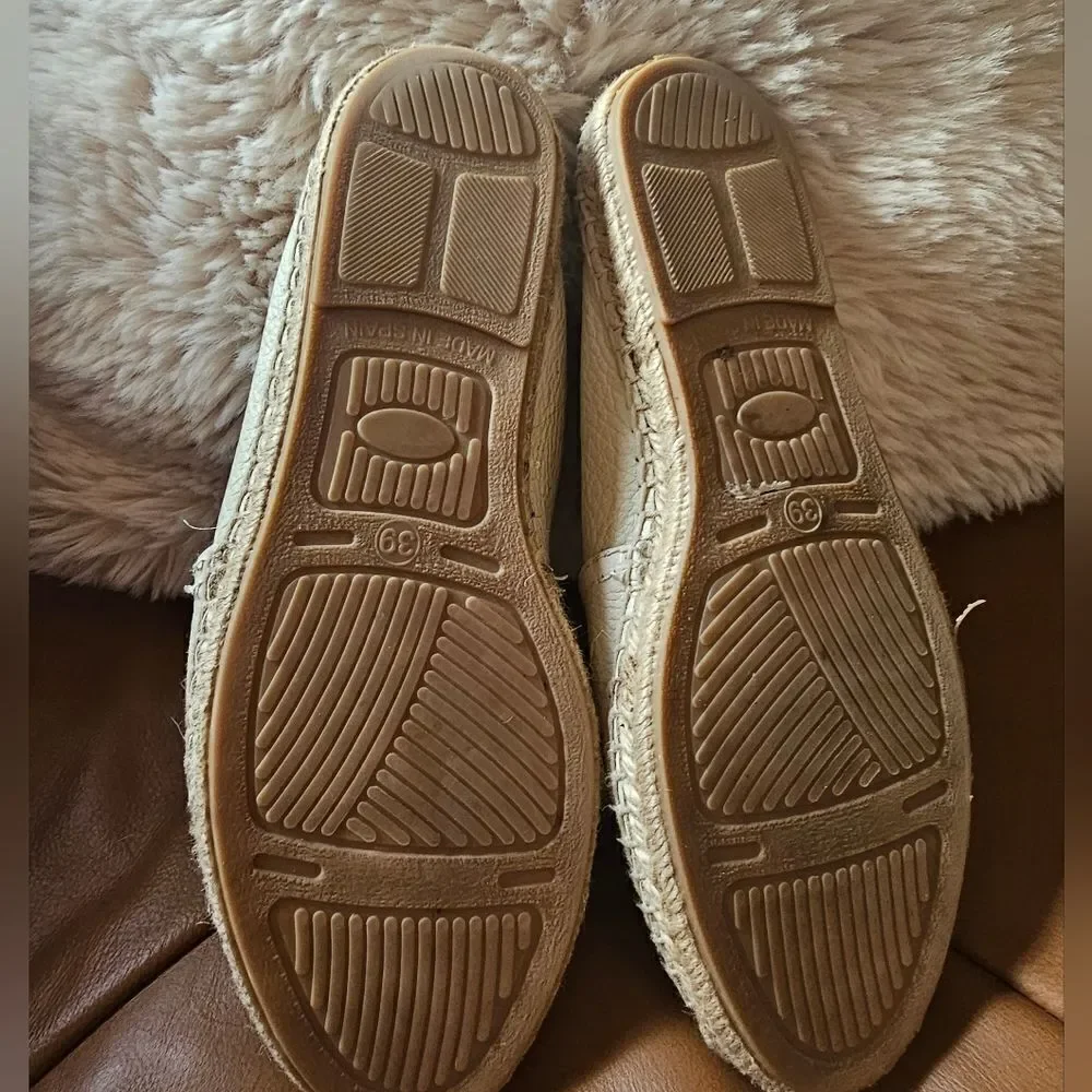 Maypol women's Cream, pebbled leather, Espadrille Flats sz 39 or 8.5